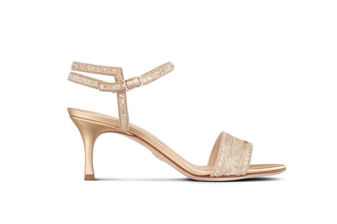 ウェッジソール｜人気ブランド「レディースサンダル」特集、おしゃれヒール＆歩きやすいスポサン〈2022年新作〉