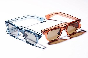 オーラリーからクリアカラーの新作サングラス、アイヴァン 7285のデザイナー中川浩考監修