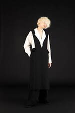 ローブス＆コンフェクションズ 2022-23年秋冬ウィメンズコレクション、強さを求めて創造を手にする｜写真2