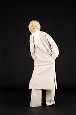 ローブス＆コンフェクションズ 2022-23年秋冬ウィメンズコレクション、強さを求めて創造を手にする｜写真3