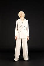 ローブス＆コンフェクションズ 2022-23年秋冬ウィメンズコレクション、強さを求めて創造を手にする｜写真4