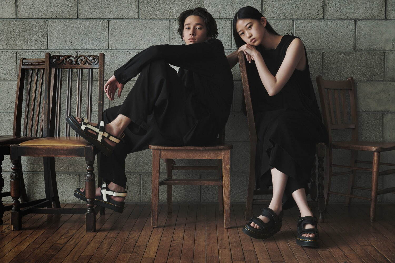 Dr.Martens サンダル www.man2bima.sch.id