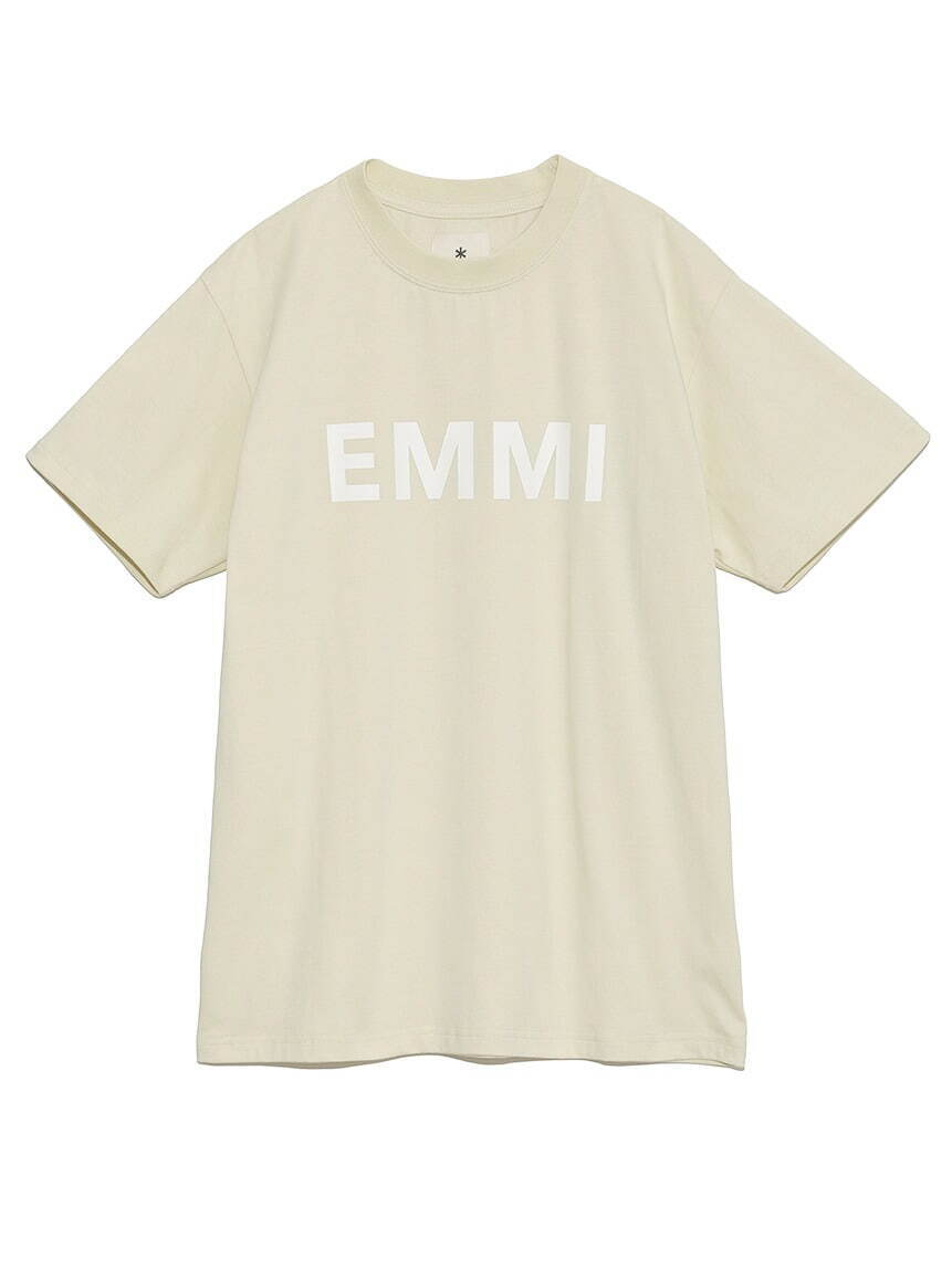 エミ×スノーピークのコラボウェア、“虫よけ”加工施したキャミワンピース＆ビッグロゴTシャツ｜写真6
