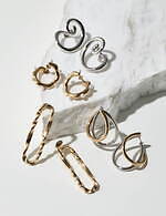 ジュエッテの新作ジュエリー、チェーンを組み合わせたブレスレット＆ラフな付け心地のイヤーカフス｜写真2