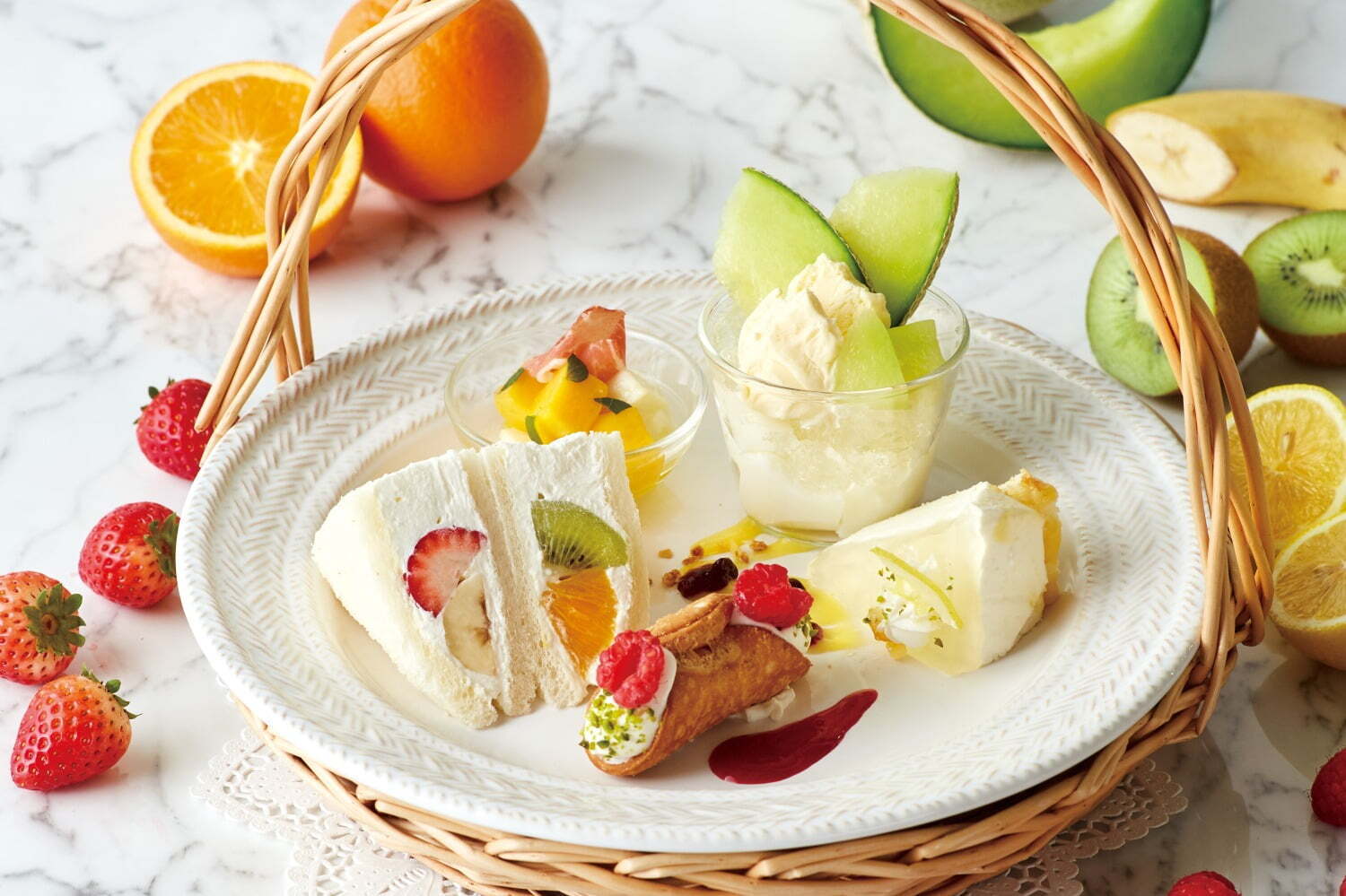 アフタヌーンティー・ティールーム初夏のフルーツアフタヌーンティー＆ひんやり紅茶ドリンク