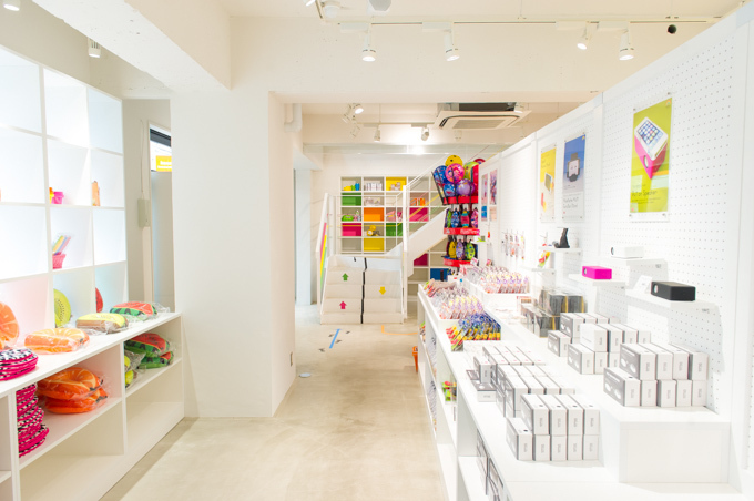 世界のキュートな雑貨が揃う「レインボースペクトラム」旗艦店が渋谷にオープン | 写真