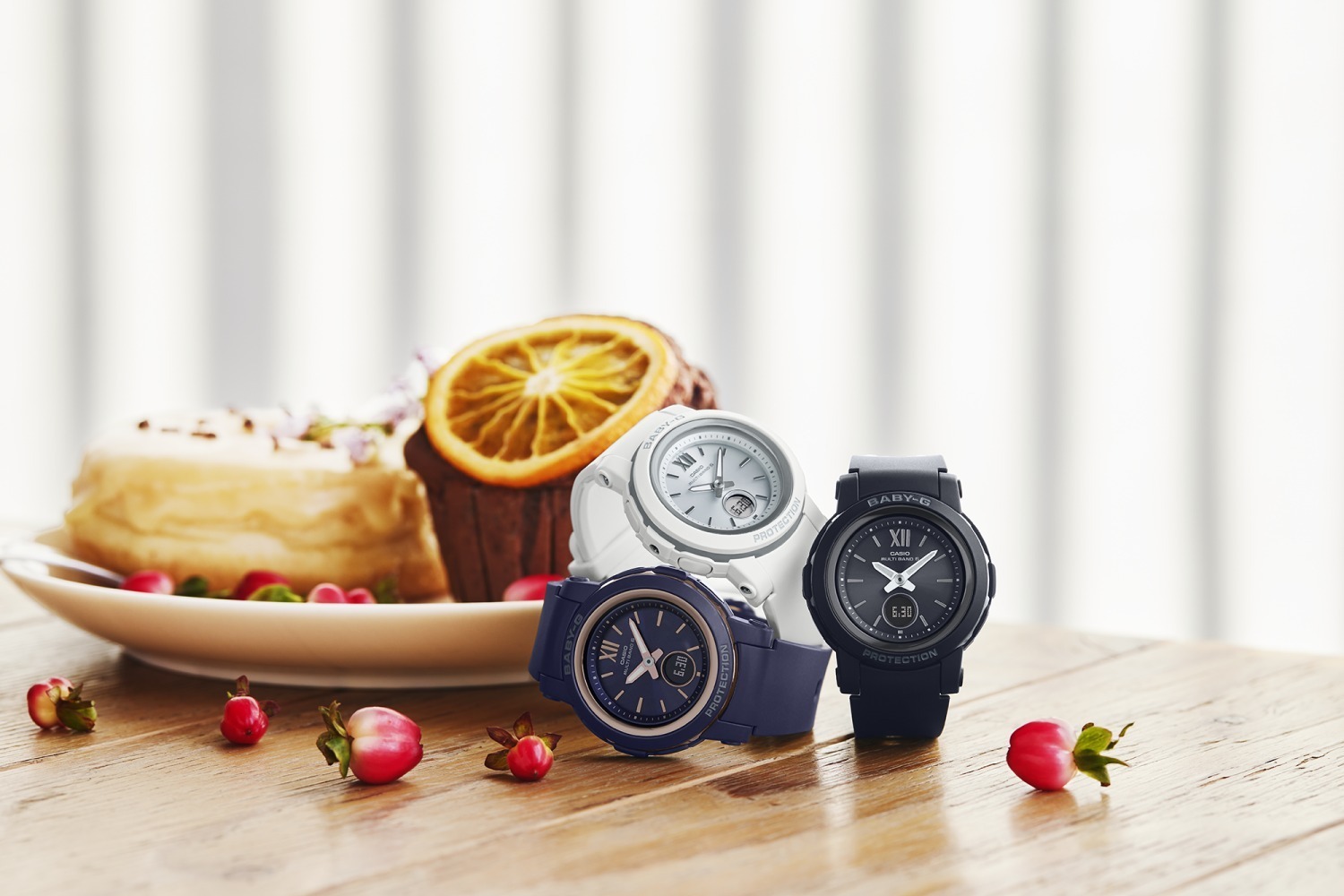 BABY-G新作腕時計、シンプルなオールホワイト＆ブラックのソーラーウォッチ｜写真5