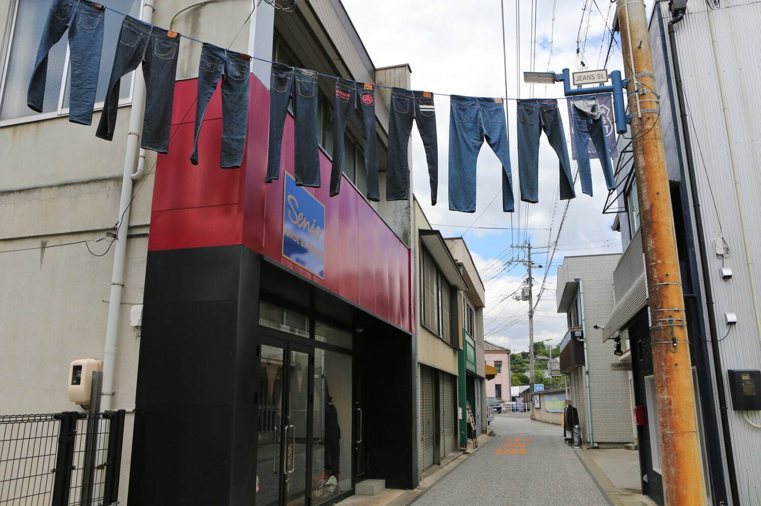 “ジーンズの聖地”児島を巡る旅、岡山デニムに触れるジーンズストリートおすすめ店舗やジーンズ作り体験｜写真5