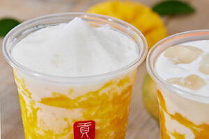 ゴンチャ(Gong cha) いよかんマンゴー ミルクティー＆フローズン｜写真5