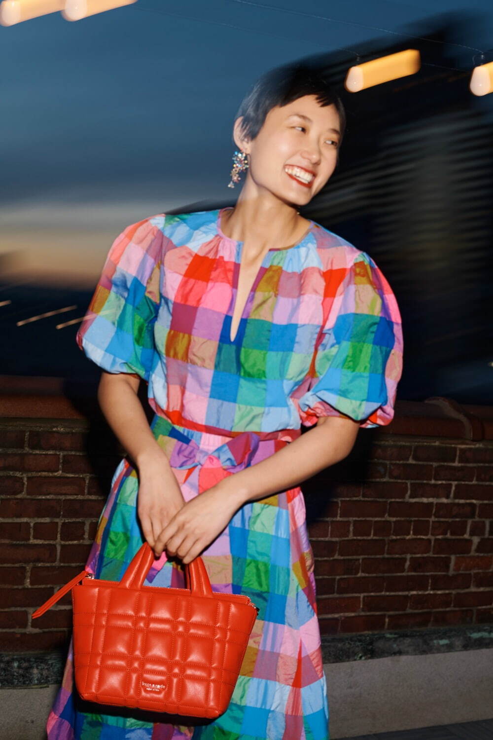 ケイト・スペード22年夏の新作バッグ、真っ赤なトマトのハンドバッグ＆ピンクグレープフルーツかごバッグ｜写真65