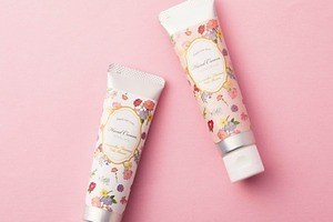 サマンサタバサプチチョイス新ライフスタイルライン「プチシュシュ」花柄のハンドクリームなど