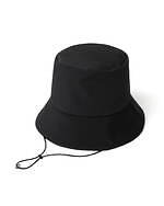 マメ クロゴウチ“マーブルプリント”のラッシュガード＆“うつろう季節の花々”のドレス、伊勢丹新宿店で｜写真7