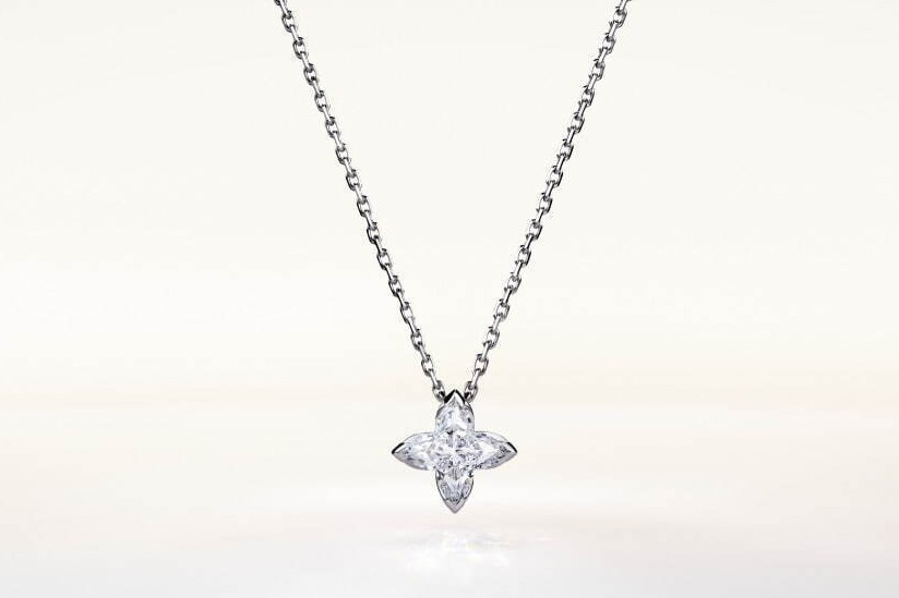 Dior貝殻ネックレス Dior ディオール ローズデヴァン ネックレス K18ホワイト