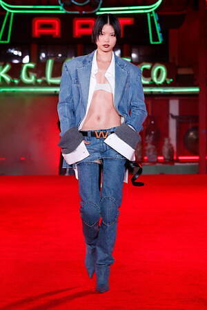 アレキサンダー ワン(alexanderwang) 2022年プレフォールメンズコレクション  - 写真4