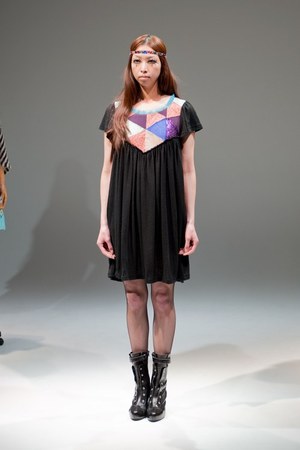 スナオクワハラ、2010-2011年秋冬コレクション - ファッションプレス