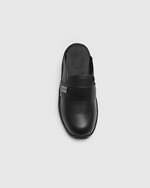 トムウッド×スイコックのコラボシューズ、メタルプレート付きサボ＆ストラップサンダル｜写真3