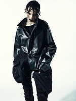 リミ フゥ 2022-23年秋冬コレクション - 棘をまとう、保護と安定の象徴として｜写真13