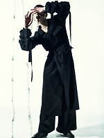 リミ フゥ 2022-23年秋冬コレクション - 棘をまとう、保護と安定の象徴として｜写真20