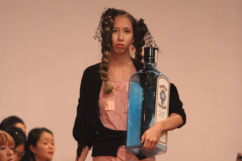 シアター プロダクツ×ボンベイサファイアのコラボアイテム！ ‐ 発売記念フェアも開催