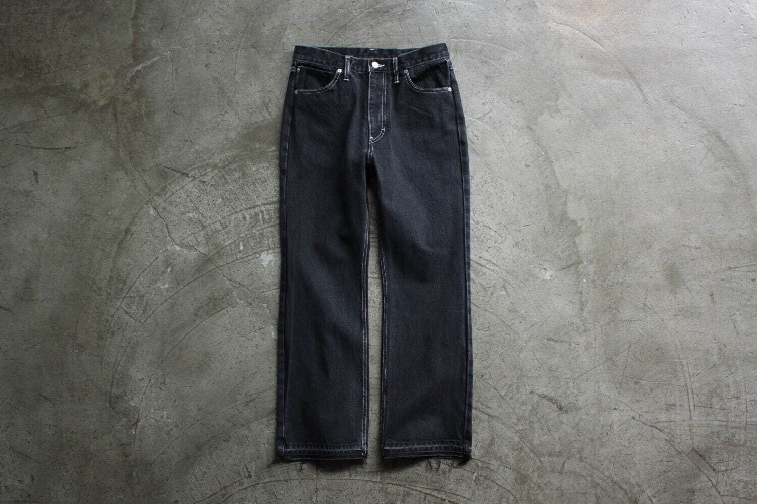 NEW REGULAR JEANS 24,200円