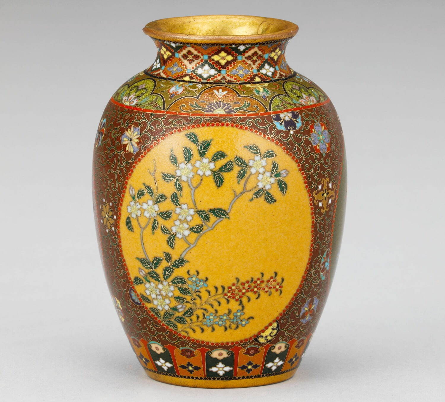 並河靖之《七宝窓絵花蝶図花瓶》明治時代