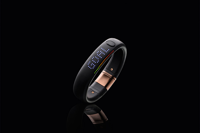 NIKE+ FUELBAND SEに高級時計のような限定版ローズゴールドカラー | 写真