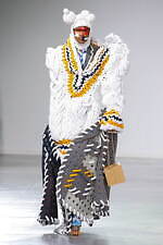 トム ブラウン 2022年秋冬コレクション、おもちゃに見出す“本当の自分”｜写真39