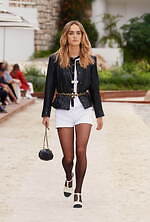 シャネル 2022/23年リゾートコレクション - 自由なスピリットを謳歌、モンテカルロの海辺にて｜写真18