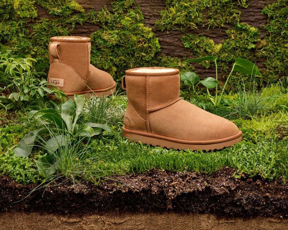 アグ(UGG) クラシック ミニ リジェネレート｜写真1