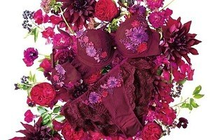 トリンプ、ニコライ・バーグマンとコラボランジェリー“フラワー刺繍”でグラデーションを表現