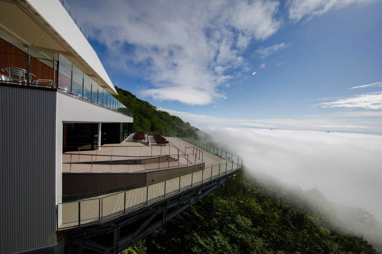 星野リゾート トマム「雲海テラス」が営業開始、雲海が作る絶景を多彩な展望スポットから鑑賞｜写真13