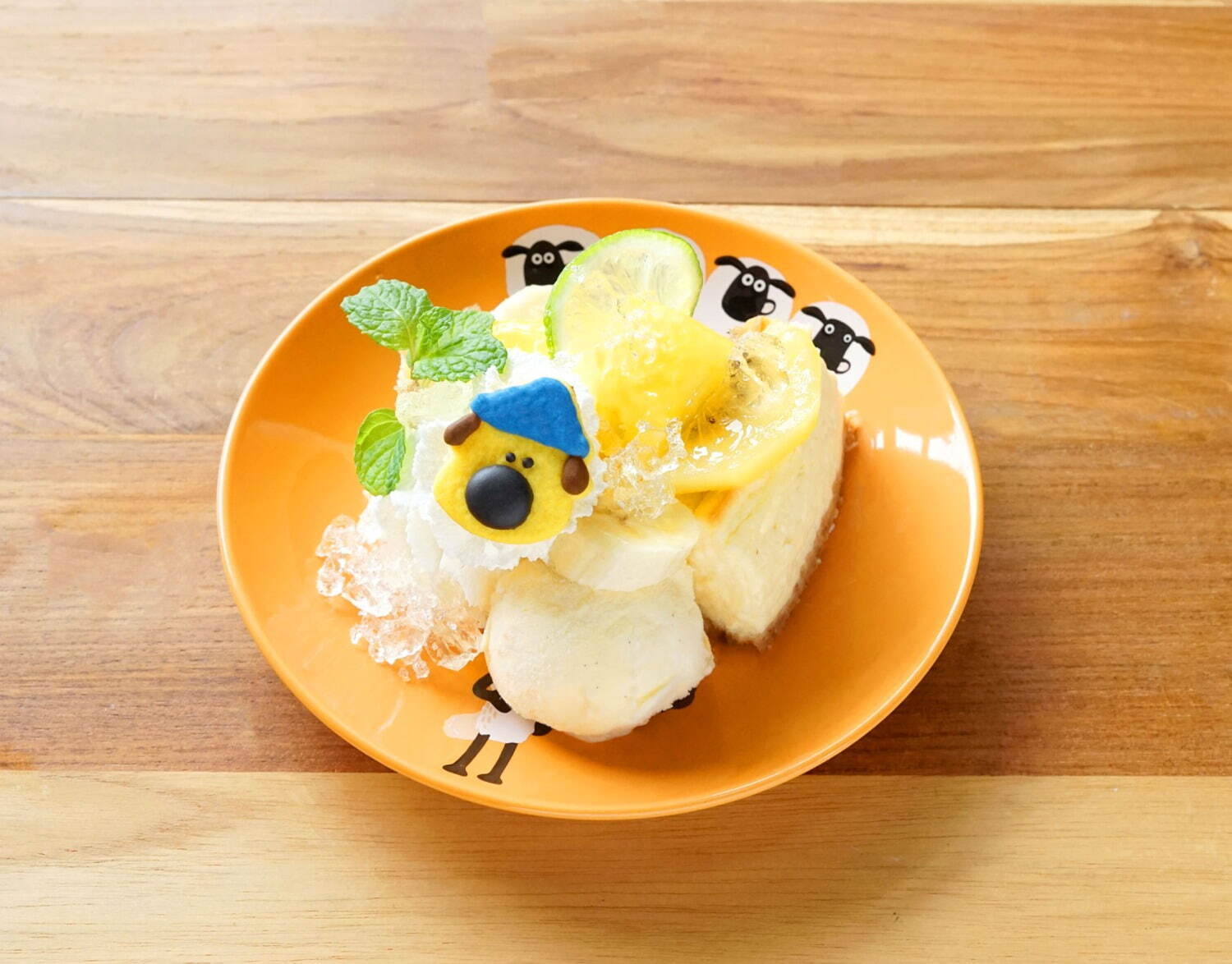 「ひつじのショーン」カフェ夏メニュー、“赤ちゃんショーン”のチョコミントケーキ＆クリームソーダなど｜写真3