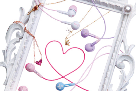 KOTORIからスワロフスキー・エレメントでデコレーションされたヘッドフォンが発売