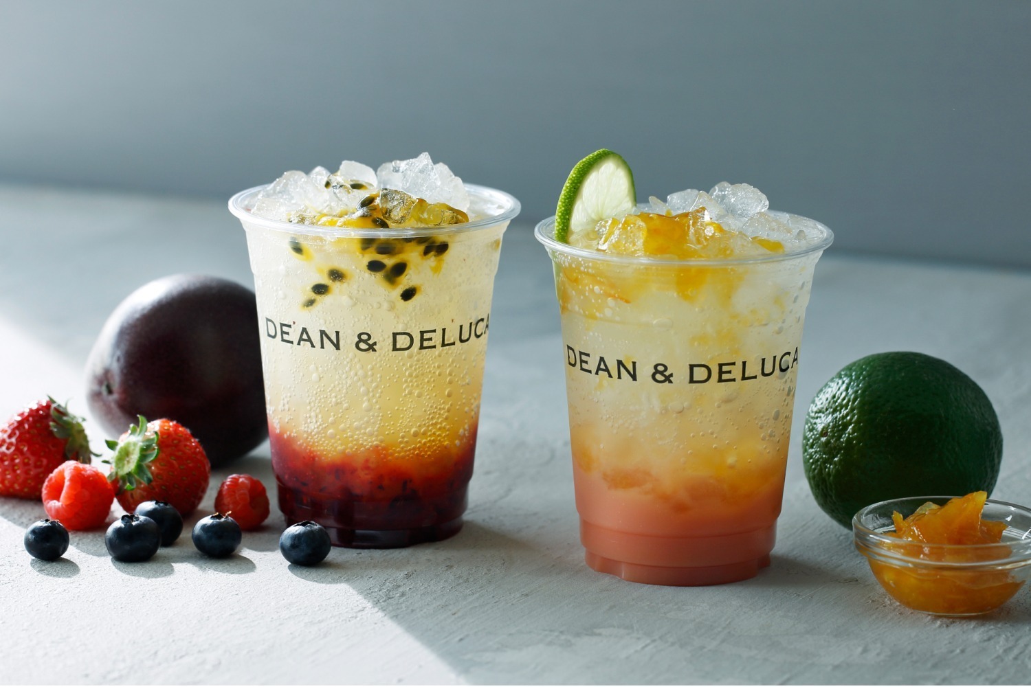 ディーン＆デルーカ“完熟果実たっぷり”フレッシュソーダ、ミックスベリー＆パッションフルーツなど