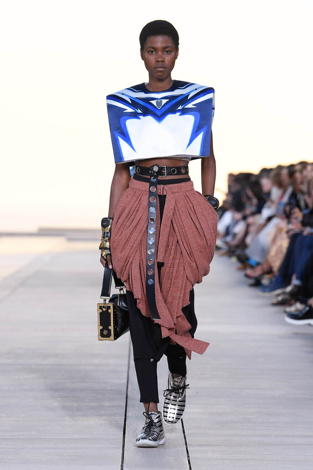 ルイ・ヴィトン(LOUIS VUITTON) 2023年リゾートウィメンズ ルイ・ヴィトン(LOUIS VUITTON) 2023年リゾートウィメンズ