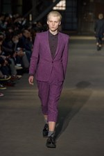 ジョン ローレンス サリバン(JOHN LAWRENCE SULLIVAN)、2010-2011年秋冬コレクション｜写真11