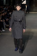 ジョン ローレンス サリバン(JOHN LAWRENCE SULLIVAN)、2010-2011年秋冬コレクション｜写真17