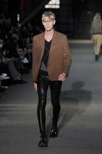 ジョン ローレンス サリバン(JOHN LAWRENCE SULLIVAN)、2010-2011年秋冬コレクション｜写真27