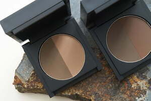 アニヴェン2022年夏コスメ、“ナチュラル眉”を叶えるアイブロウ パウダー＆眉マスカラ