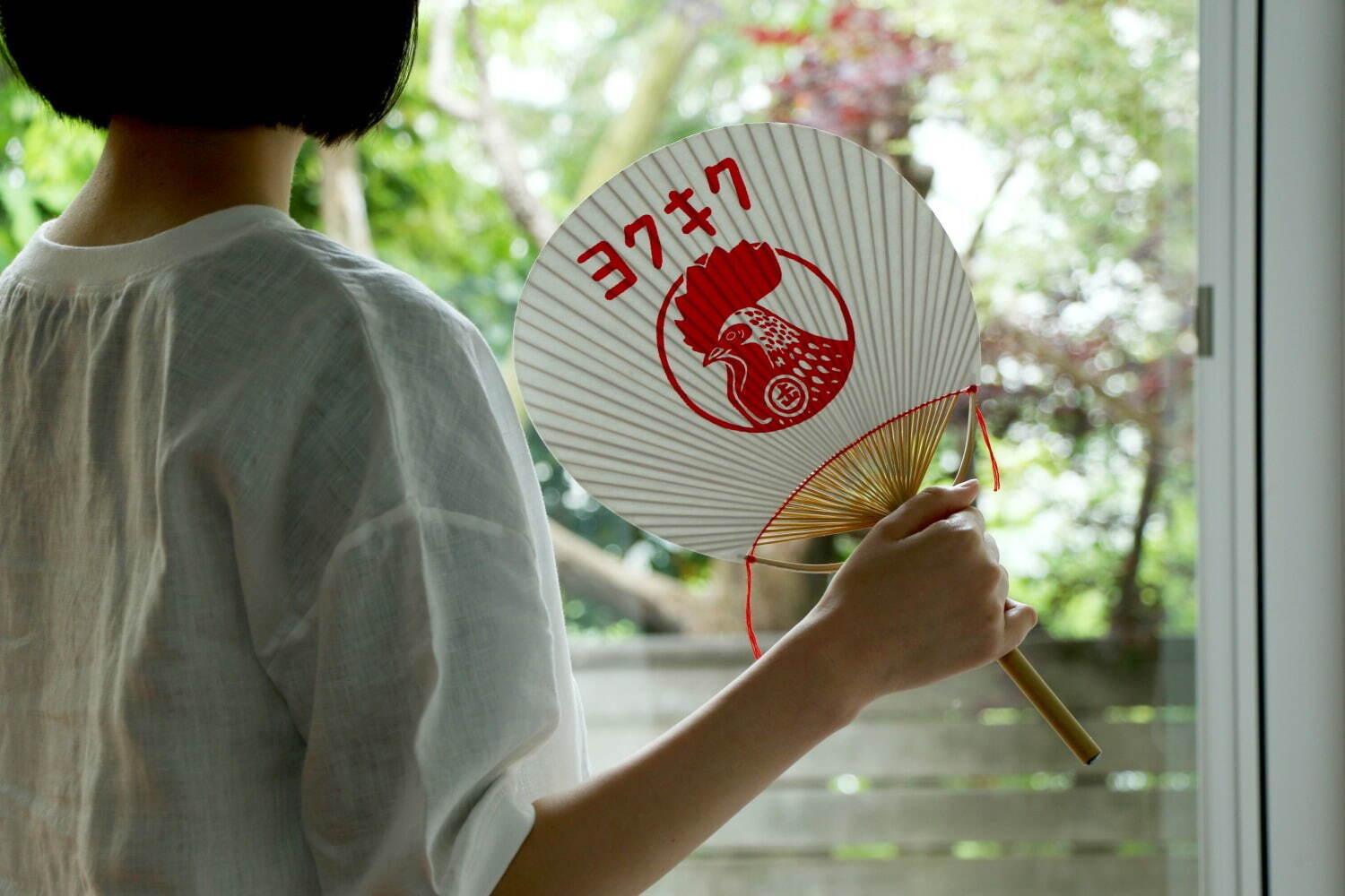 金鳥の夏日本の夏 手刷り丸竹うちわ 2,750円