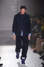 ホワイト マウンテニアリング(White Mountaineering)、2010-2011年秋冬コレクション｜写真10