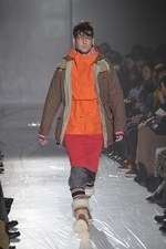 ホワイト マウンテニアリング(White Mountaineering)、2010-2011年秋冬コレクション｜写真25