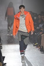 ホワイト マウンテニアリング(White Mountaineering)、2010-2011年秋冬コレクション｜写真27