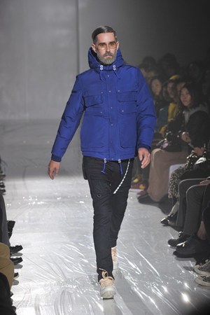 ホワイト マウンテニアリング(White Mountaineering)、2010-2011年秋冬コレクション｜写真11