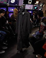 バレンシアガ 23年春コレクション - シンプルな中に生まれる大胆さ｜写真24