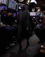 バレンシアガ 23年春コレクション - シンプルな中に生まれる大胆さ｜写真37