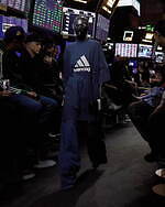 バレンシアガ 23年春コレクション - シンプルな中に生まれる大胆さ｜写真41