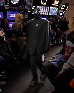 バレンシアガ 23年春コレクション - シンプルな中に生まれる大胆さ｜写真42