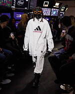 バレンシアガ 23年春コレクション - シンプルな中に生まれる大胆さ｜写真53