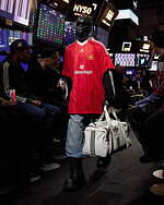 バレンシアガ 23年春コレクション - シンプルな中に生まれる大胆さ｜写真54